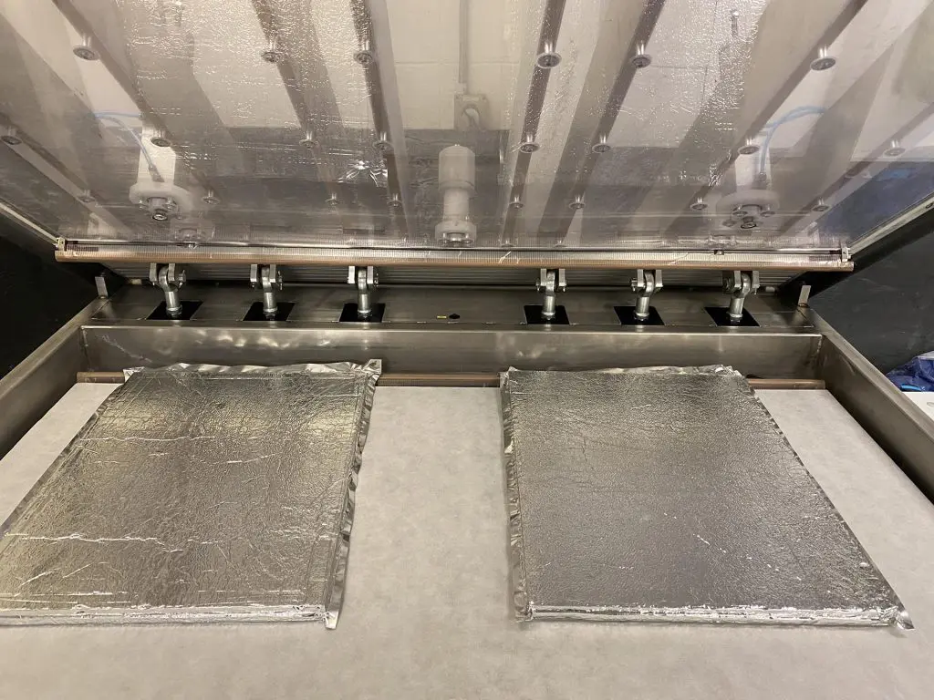 high-vacuum-packaging-machine2-kl high-vacuum-packaging-machine2-kl